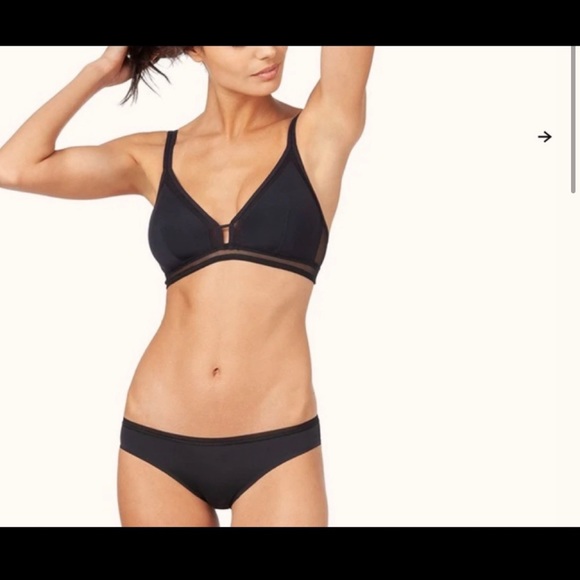 Lively busty bralette - Picture 1 of 6